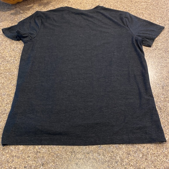 90 Degree By Reflex Men’s Soft V Neck Tee Small Dark Gray or Gray and Black - Picture 8 of 13